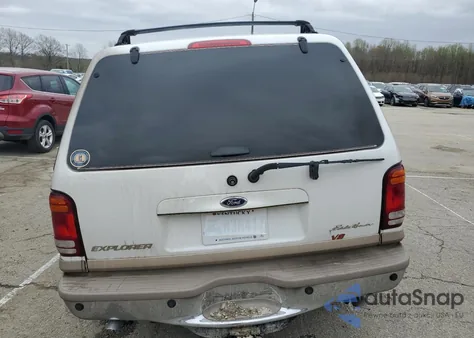 2000 Ford Explorer Eddie Bauer z USA, uszkodzony, nr VIN 1FMDU84P8YZB06825